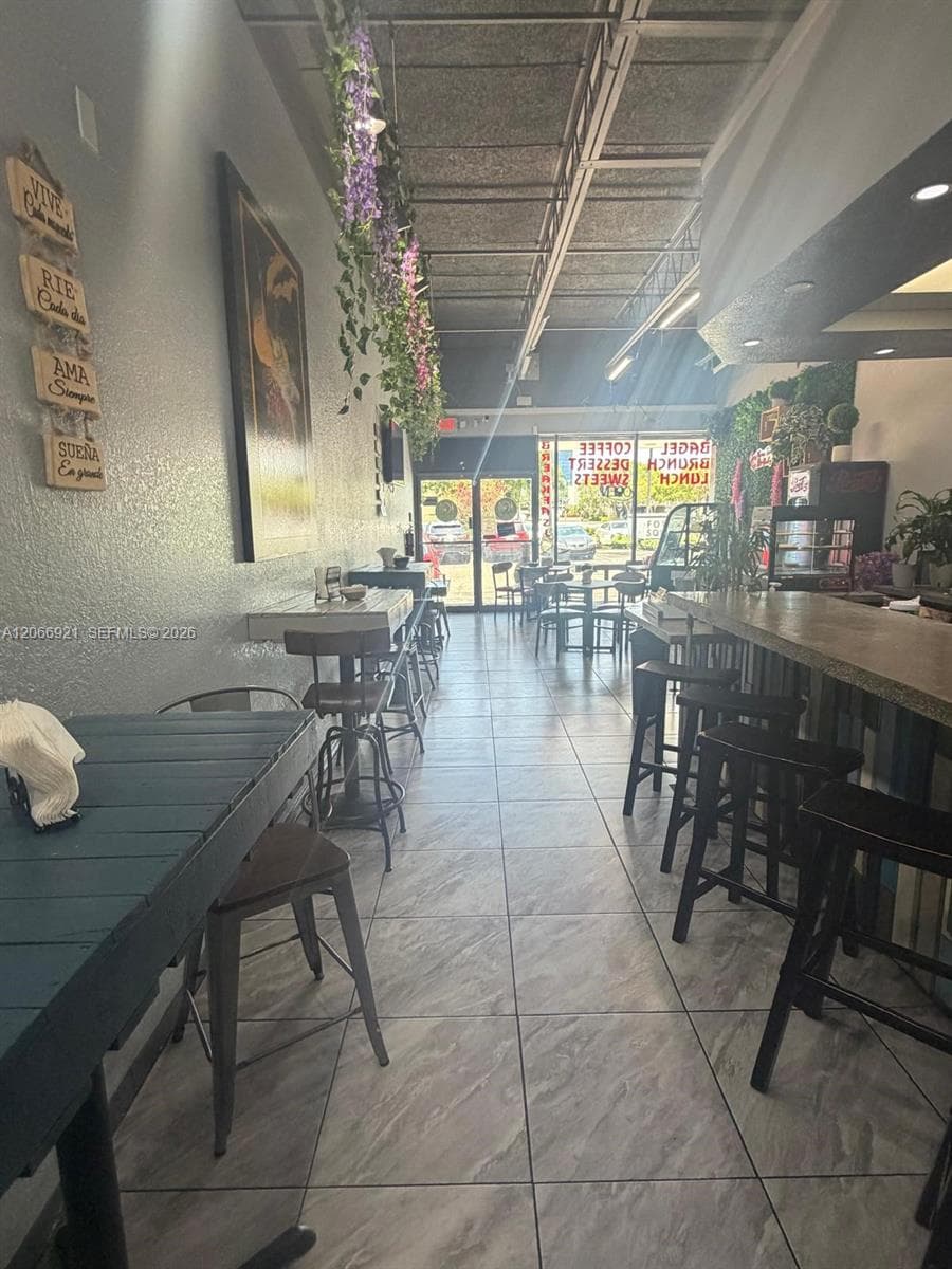 1691 Forum Place, West Palm Beach FL 33401