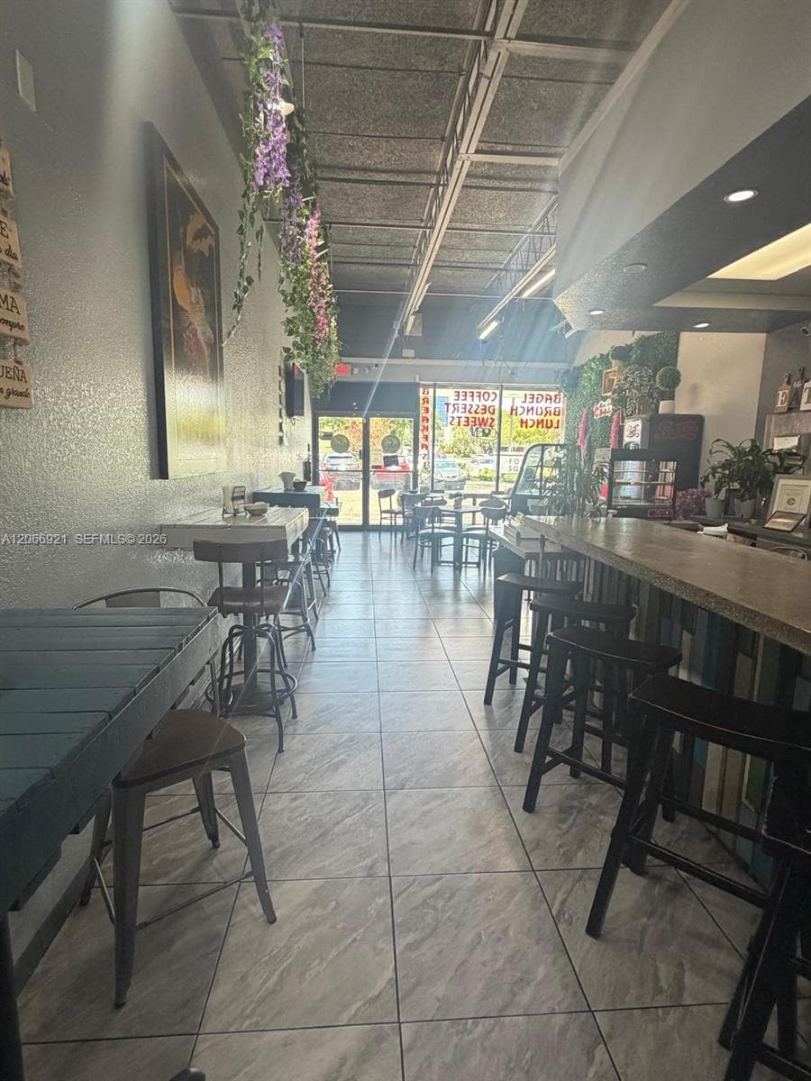 1691 Forum Place, West Palm Beach FL 33401