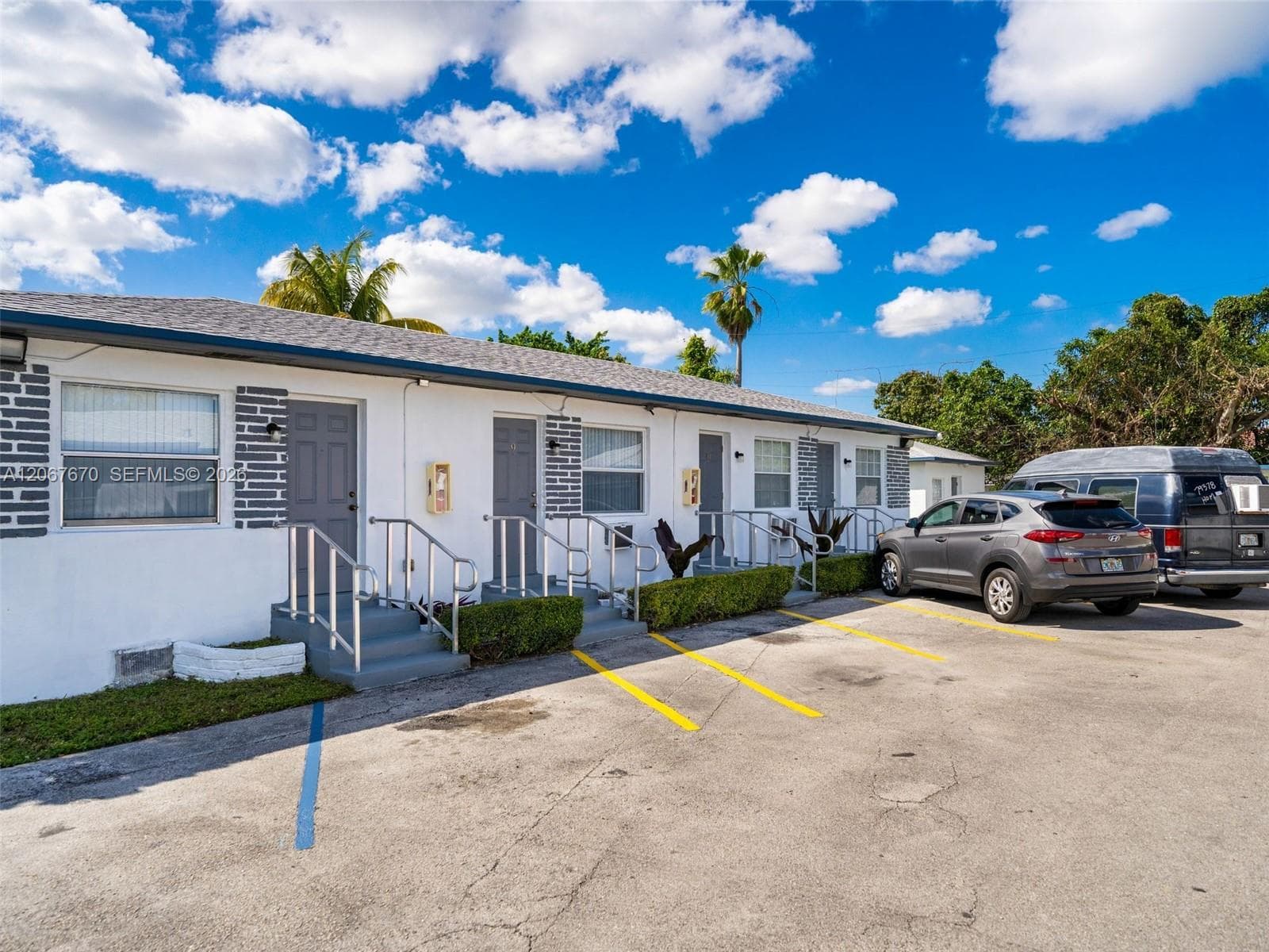 1239 NE 110th St, Miami FL 33161