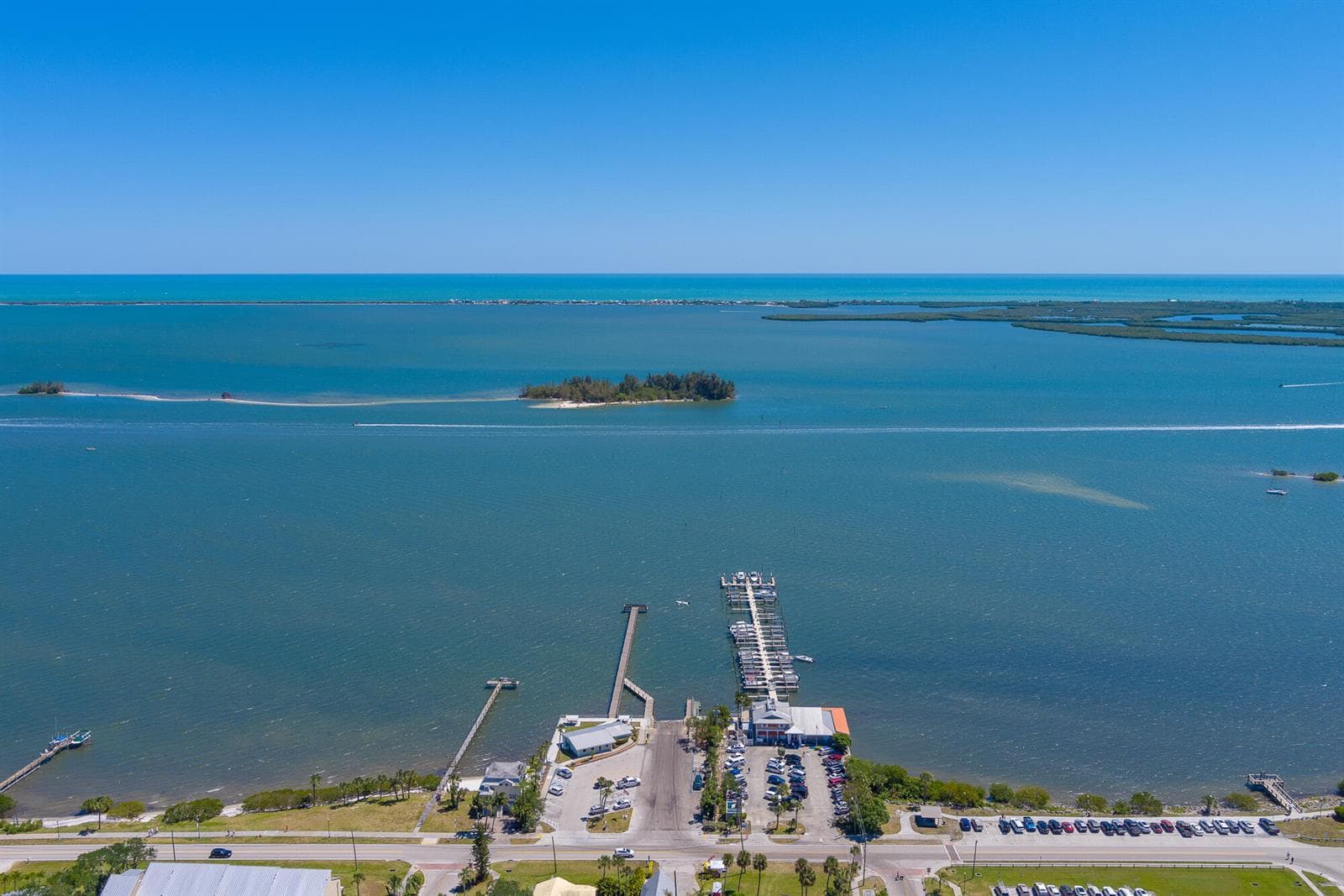 806 Indian River Dr, Sebastian, FL 32958