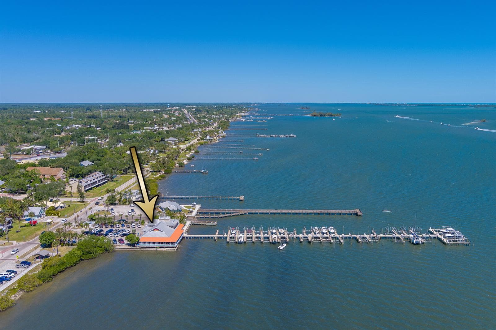 806 Indian River Dr, Sebastian, FL 32958