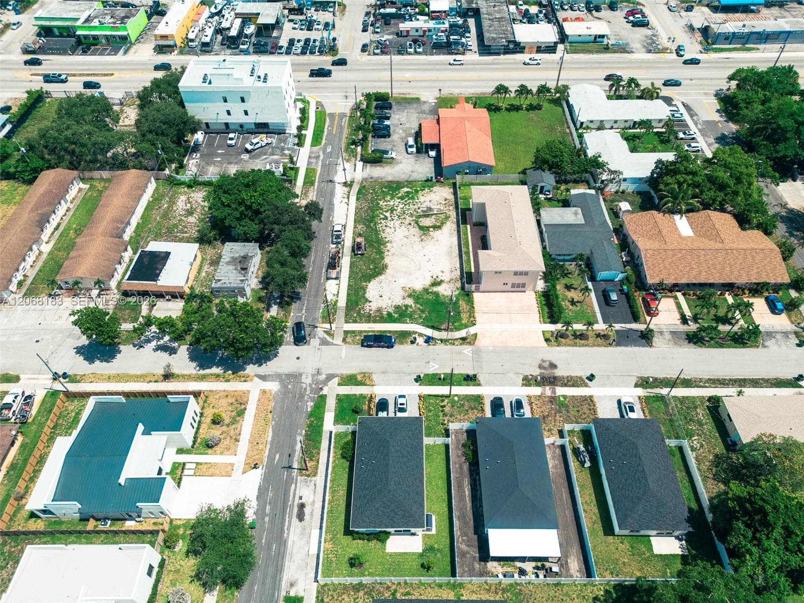 1000 NW 4 Ave, Hallandale Beach FL 33009