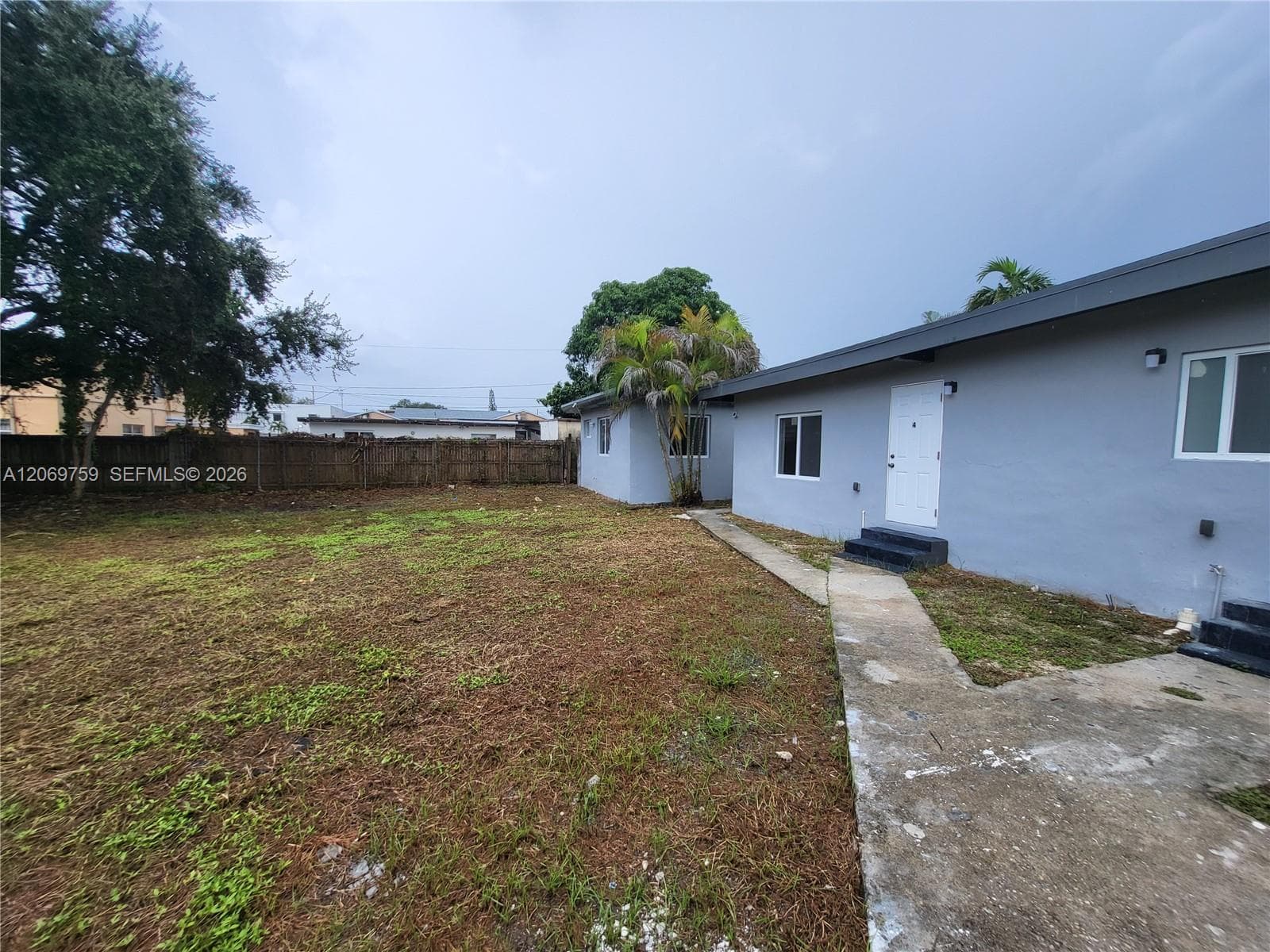 729 NW 55th Ter, Miami FL 33127