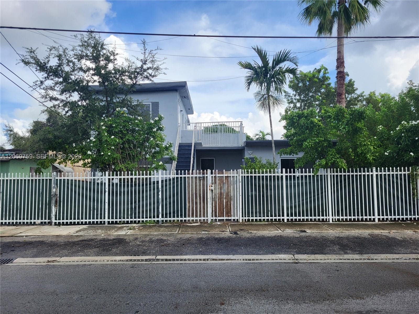 729 NW 55th Ter, Miami FL 33127