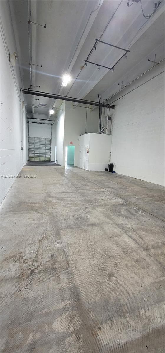 Airconditioned Warehouse