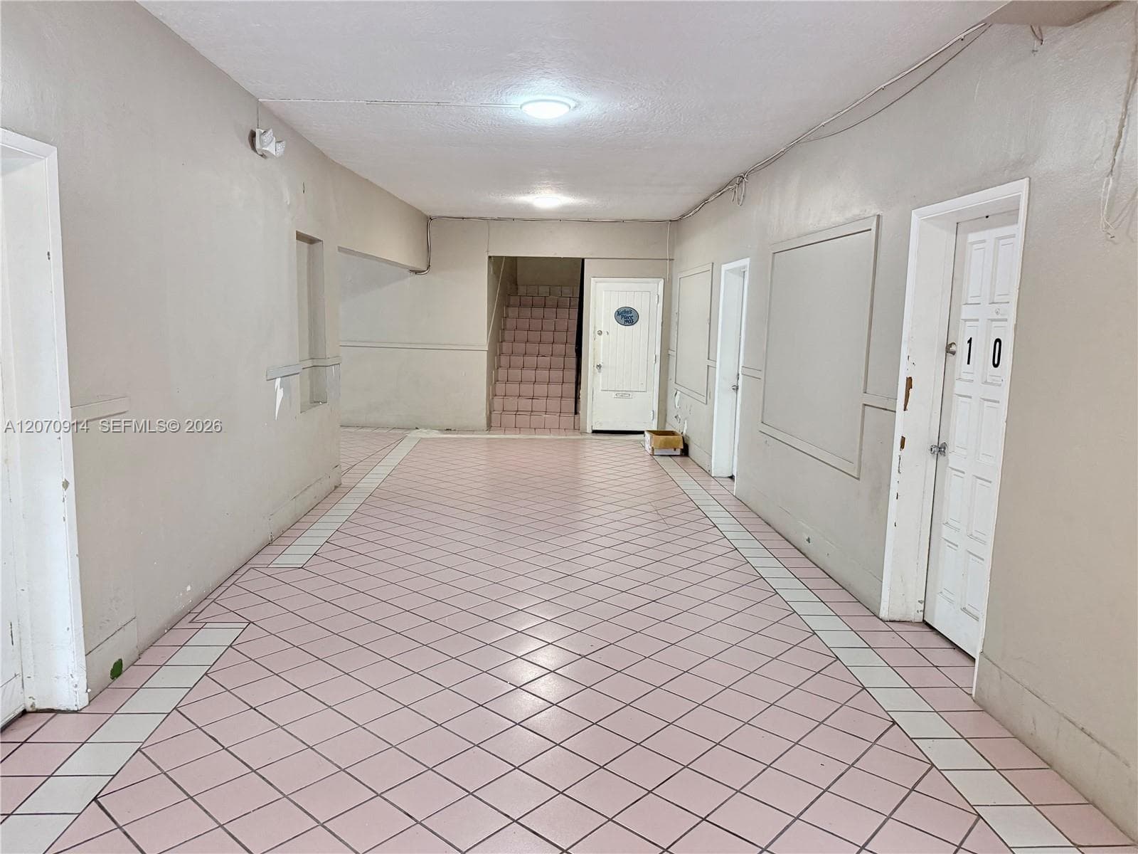 1905 - 1909 Harrison St, Hollywood FL 33020