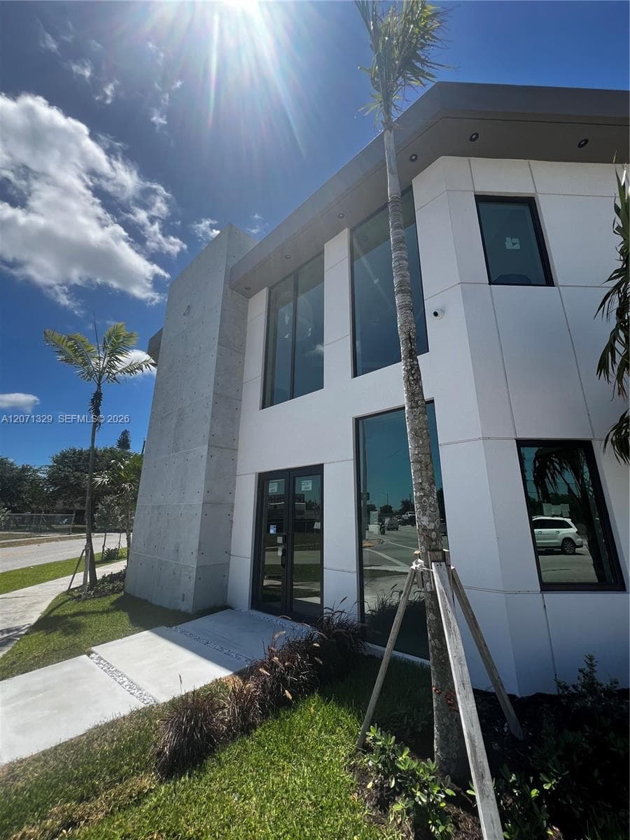 5000 Pembroke Rd, West Park FL 33021