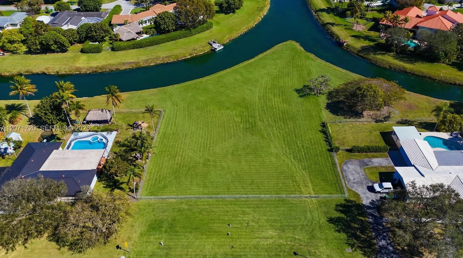 17325 SW 84 Ave, Palmetto Bay FL 33157