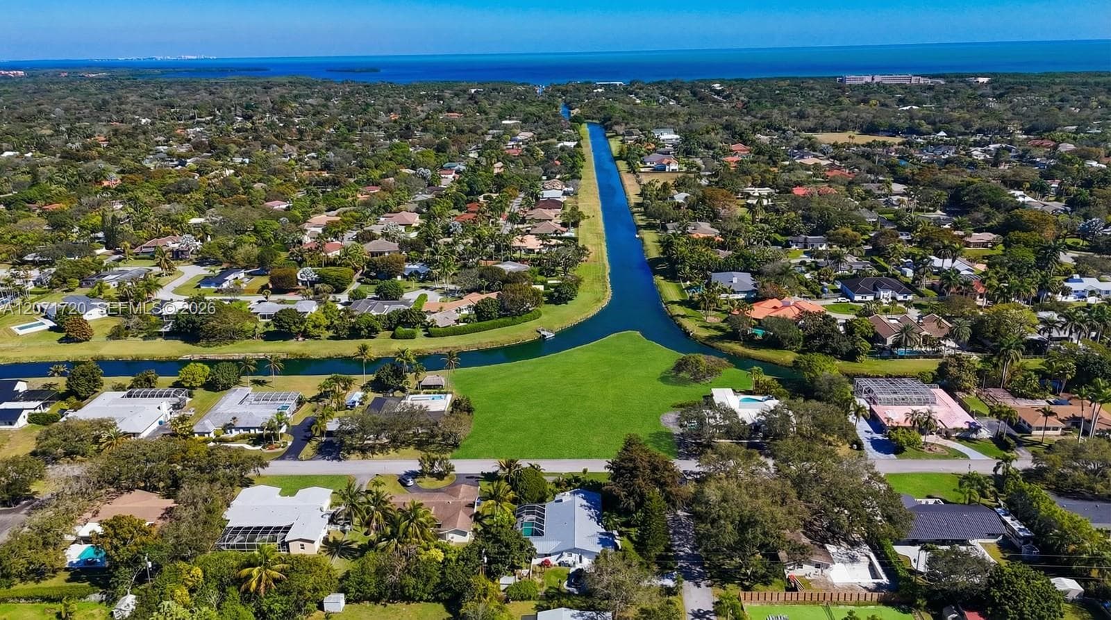 17325 SW 84 Ave, Palmetto Bay FL 33157
