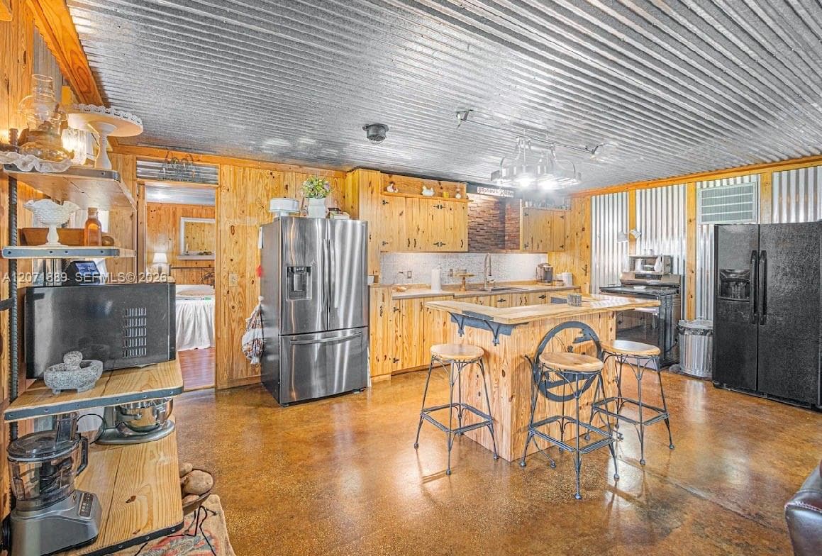 5263 Coy Burgess Loop, FL 32435