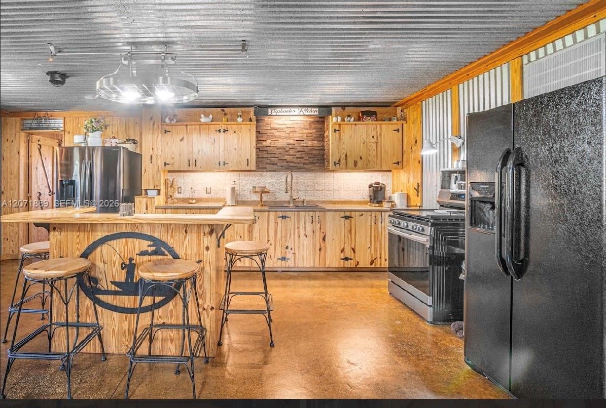 5263 Coy Burgess Loop, FL 32435