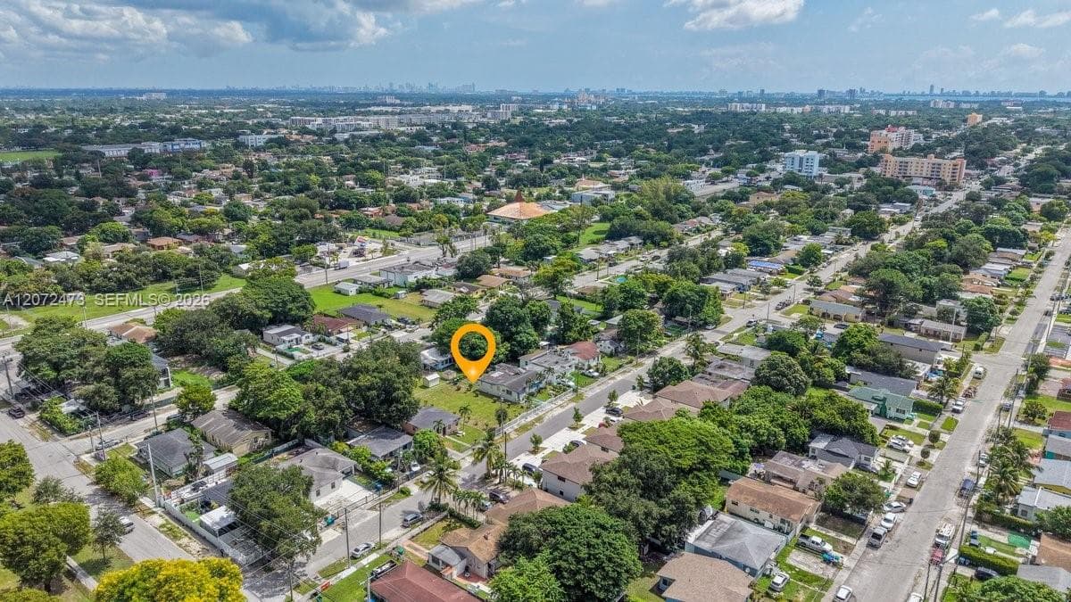 1967 NW 52nd St, Miami FL 33142