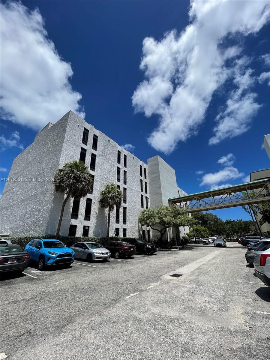 3700 Washington St # 500A, Hollywood FL 33021