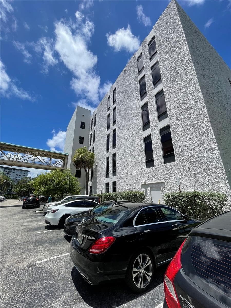 3700 Washington St # 500A, Hollywood FL 33021