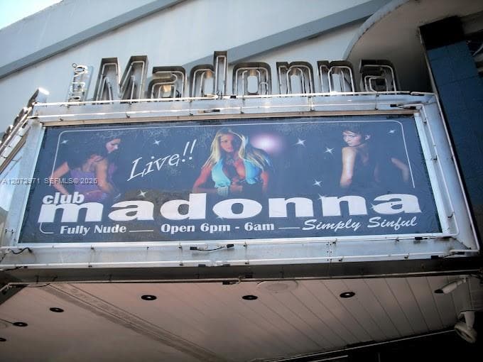 1527 Washington Ave, Miami Beach FL 33139