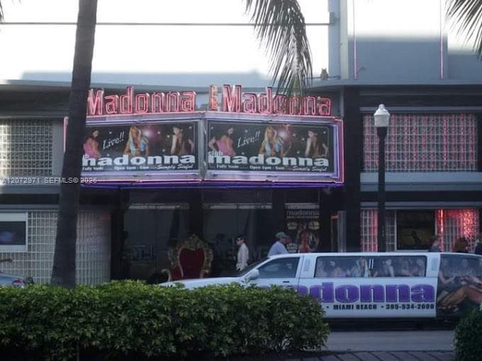 1527 Washington Ave, Miami Beach FL 33139