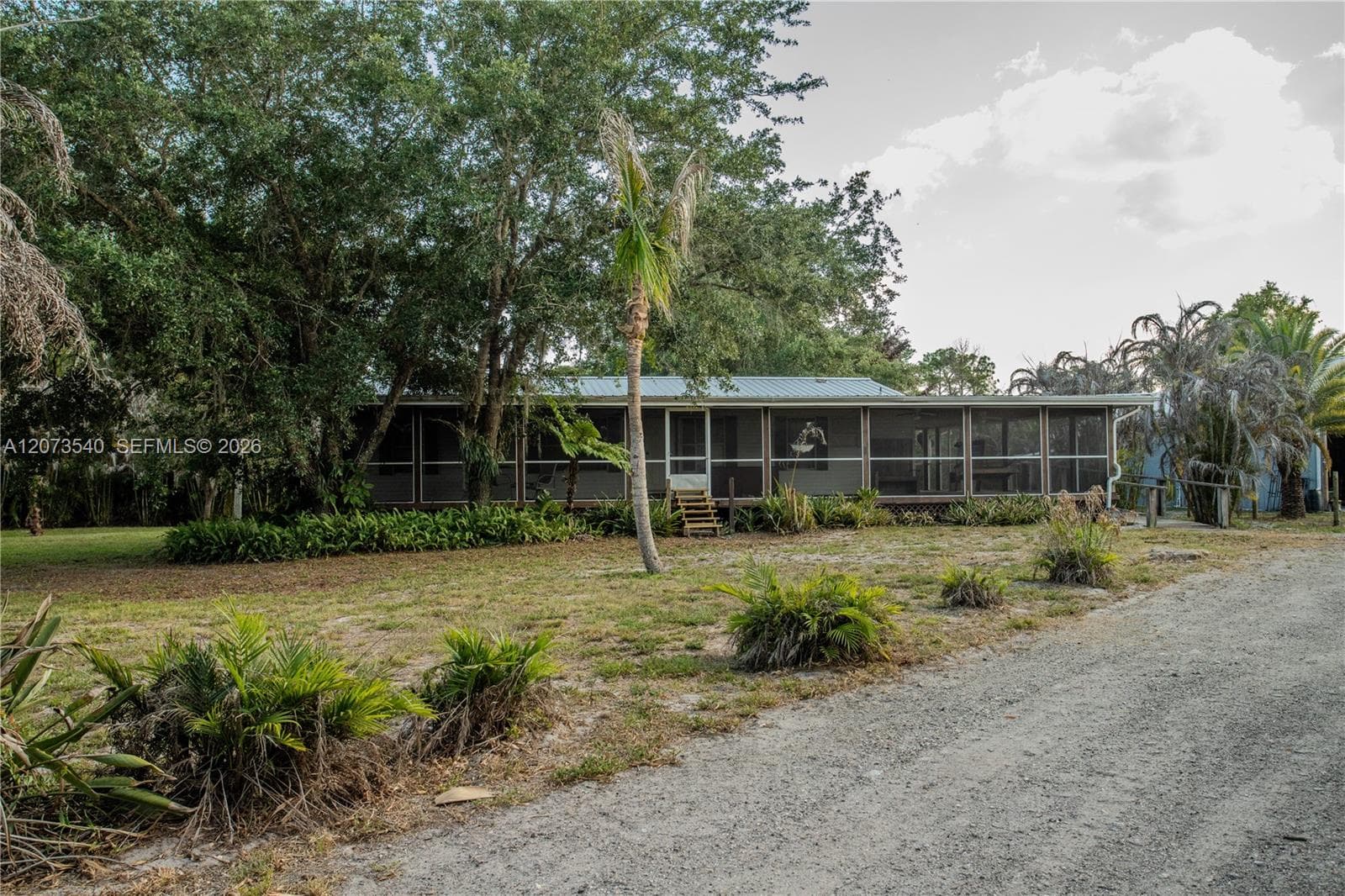 3880 Packinghouse Rd, Alva FL 33920