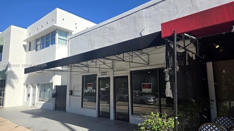 1217 71st St, Miami Beach FL 33141