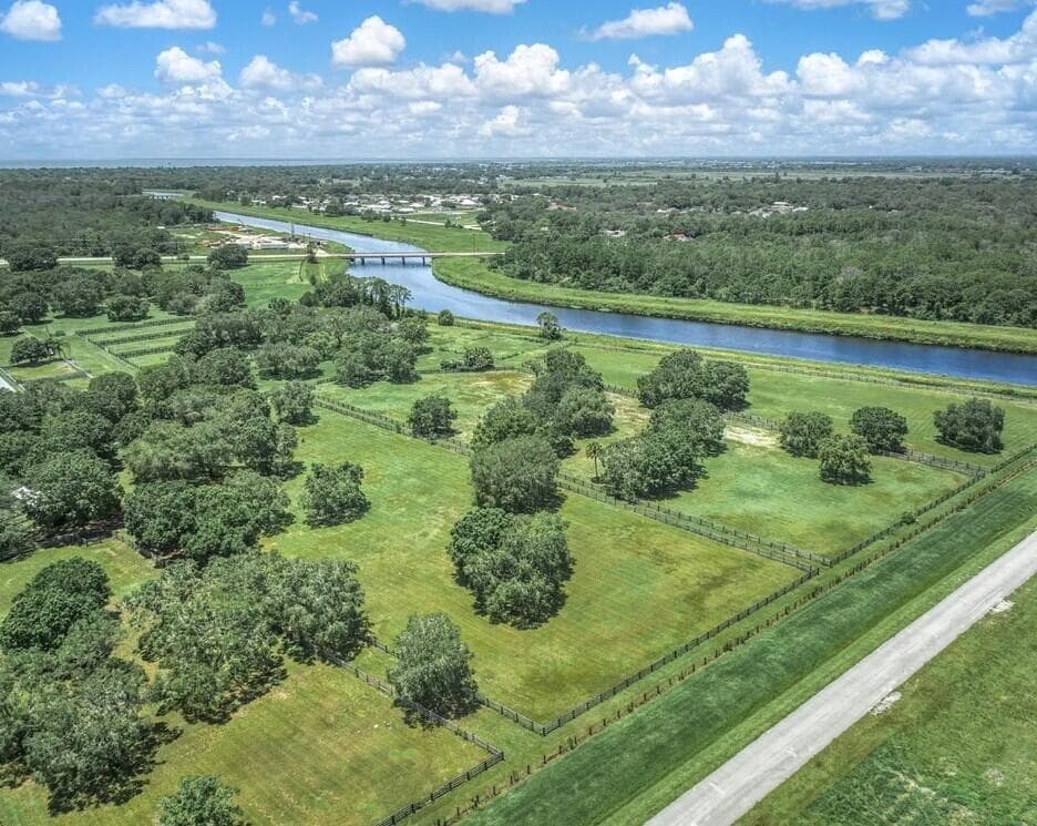 4567 land nice