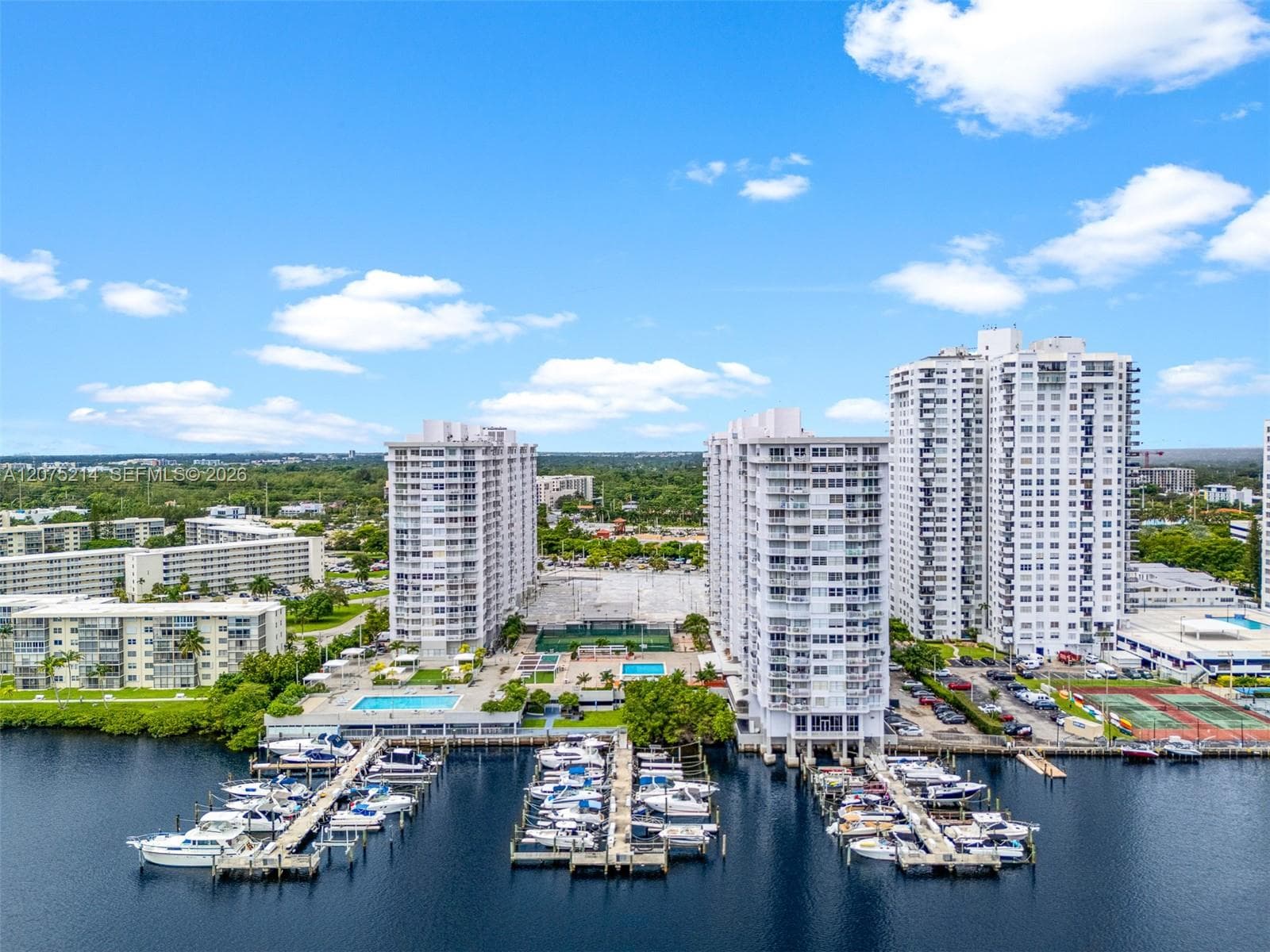 18081 Biscayne Blvd *BOAT SLIP C-8, Aventura FL 33160