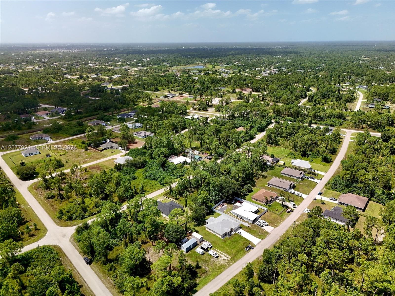 523 SUMMIT AVE, Lehigh Acres FL 33974