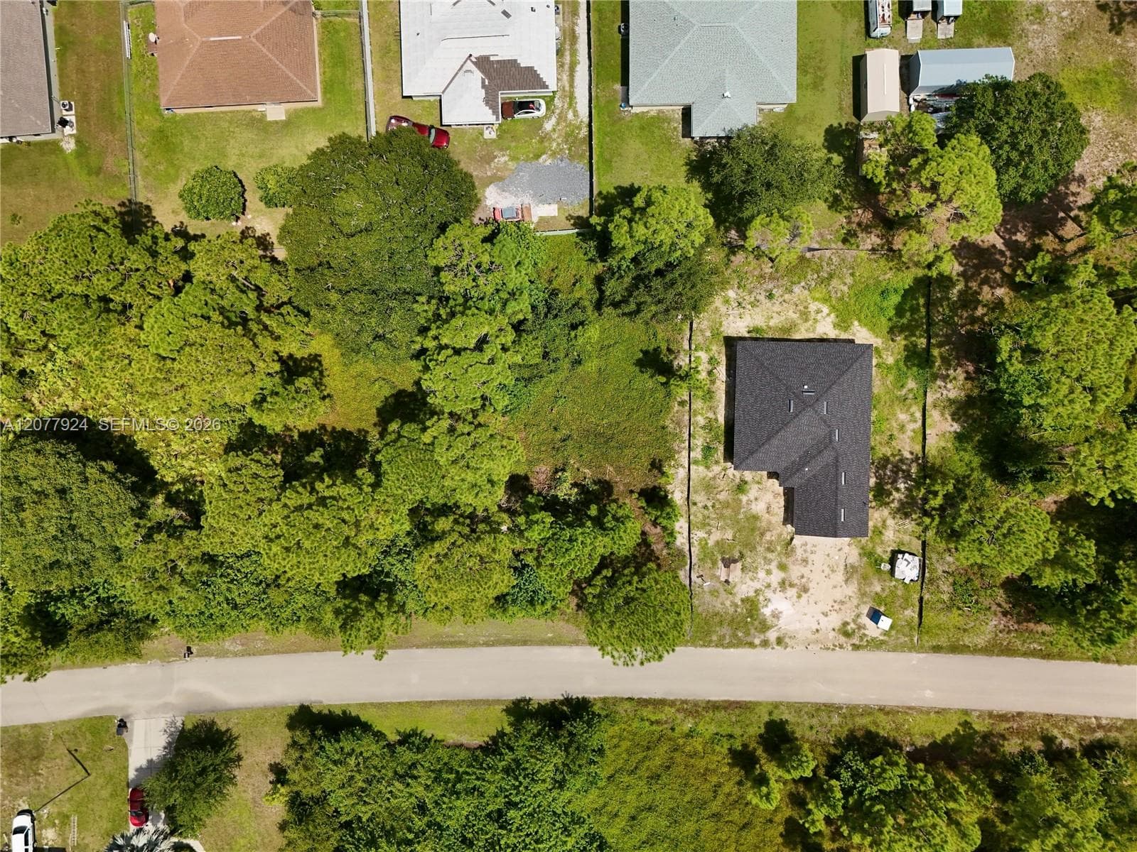 523 SUMMIT AVE, Lehigh Acres FL 33974
