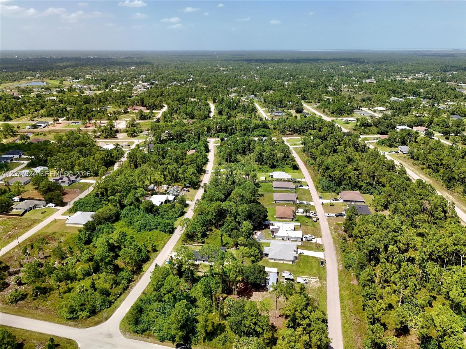 523 SUMMIT AVE, Lehigh Acres FL 33974