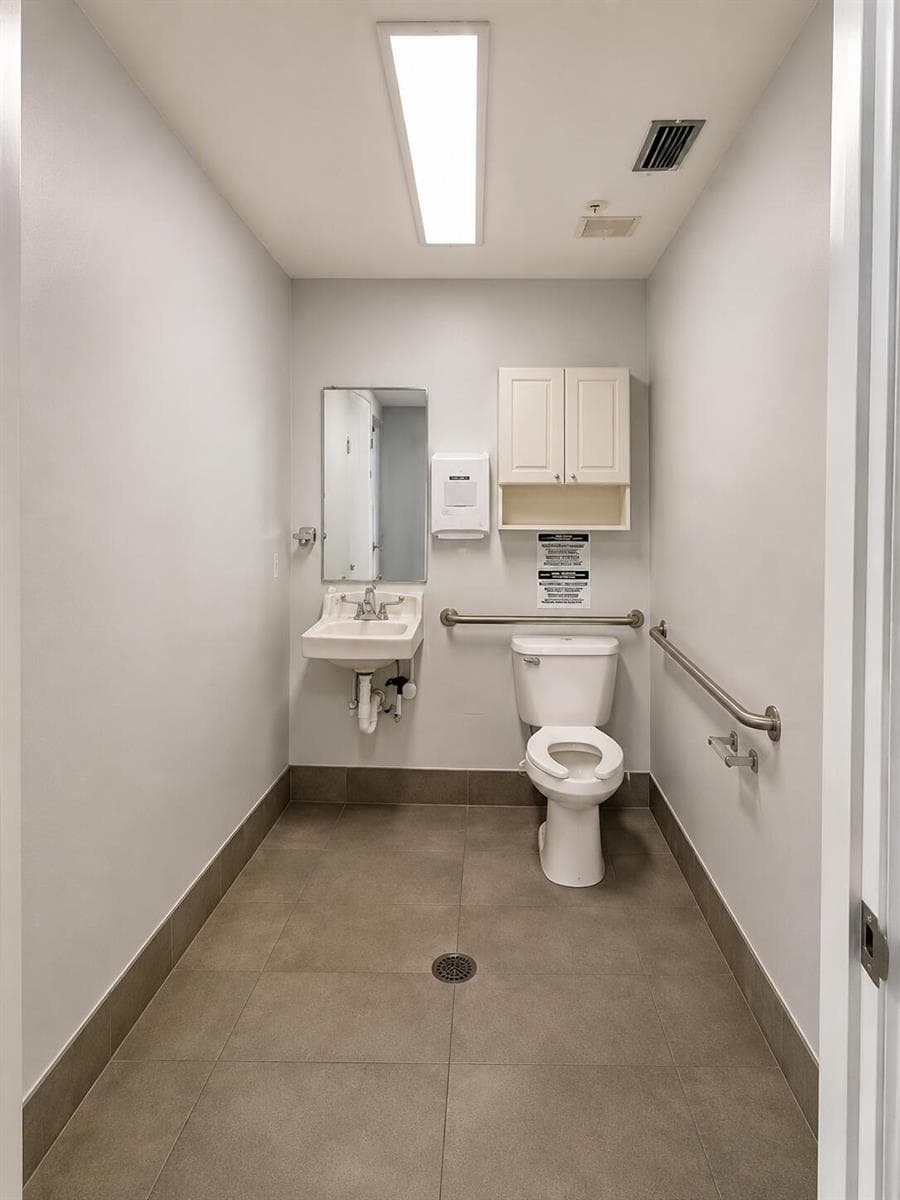 Bathroom L
