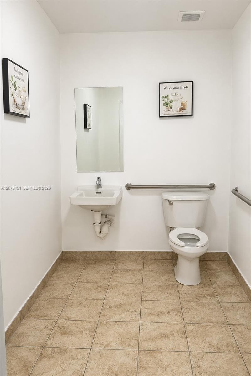 10770 NW 138th St # 1, Hialeah Gardens FL 33018