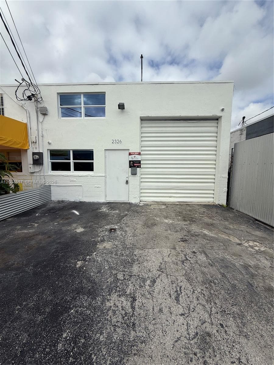 2320 NW 7th Ct # 2326, Miami FL 33127
