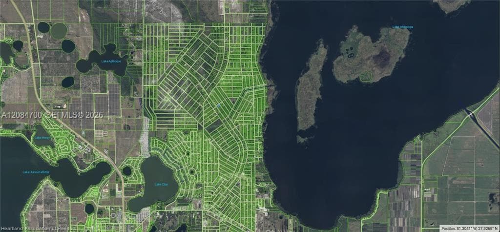 570 Bottlebrush Ave, Lake Placid FL 33852
