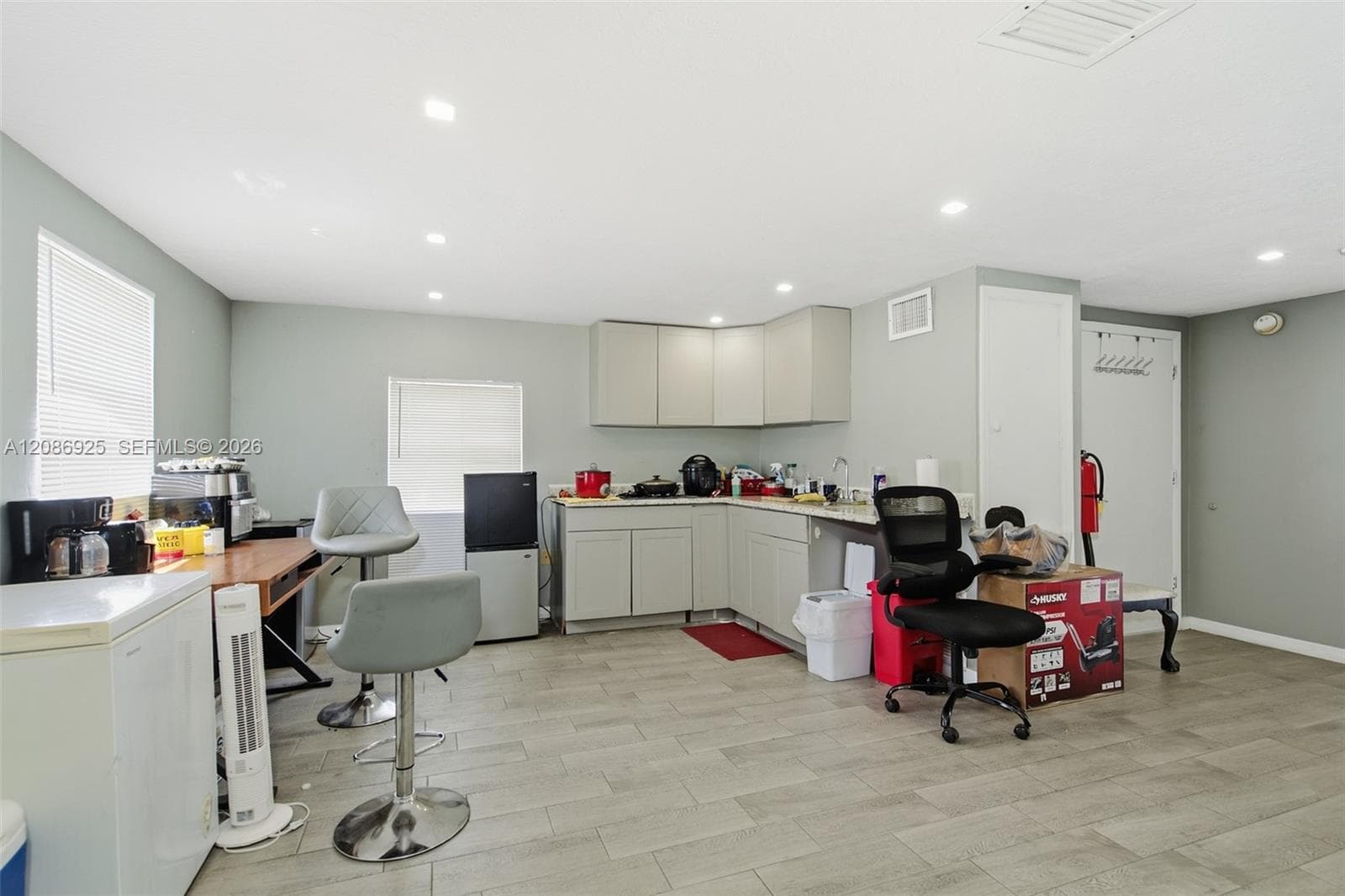 600 RING RD, Orlando FL 32811