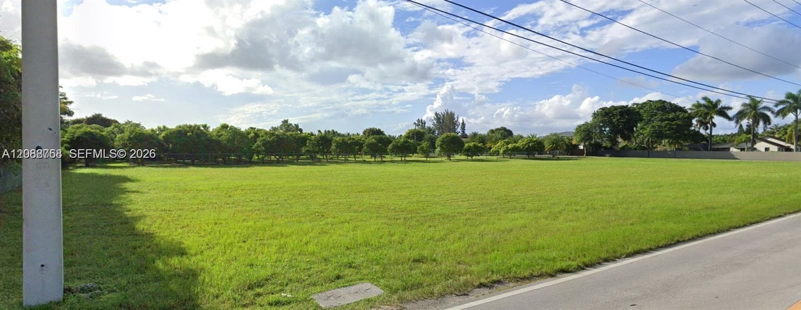 21220 SW 194, Miami FL 33187