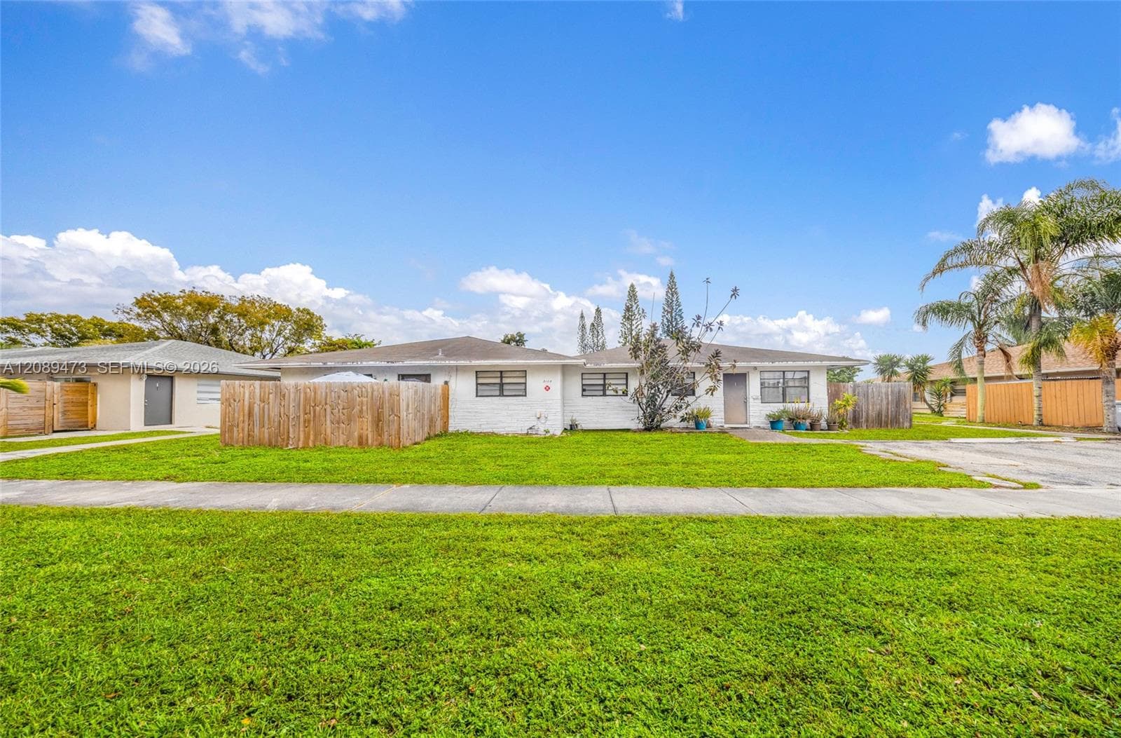 3111 NW 3rd Ave # 24, Pompano Beach FL 33064