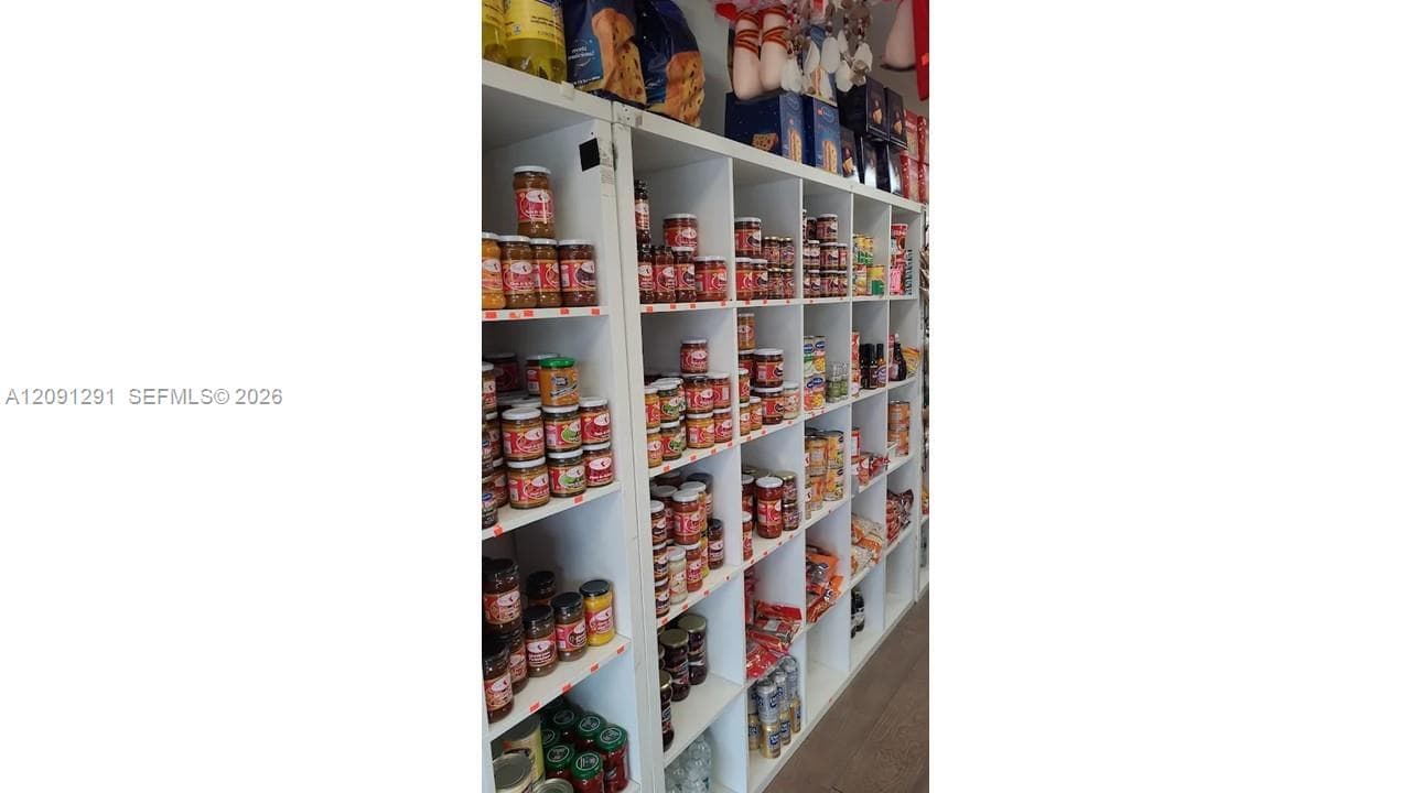 Specialty Retail Business, Coral Gables FL 33134