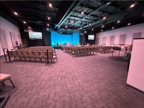 INTERIOR AUDITORIUM