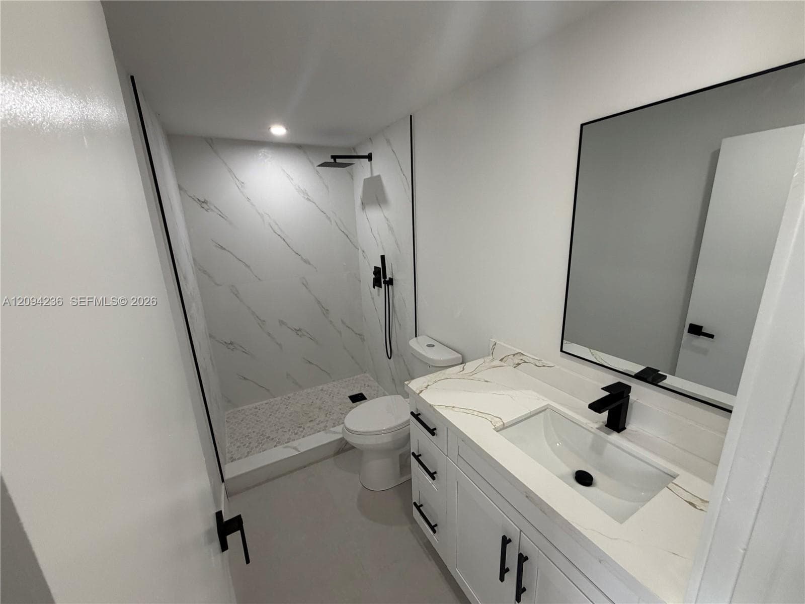 2425 SW 6th St, Miami FL 33135