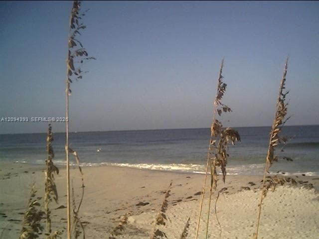 Beautiful Beach at Boca Grande just a short drive (approx 8 miles) to the Boca Grande Causeway. As you cross over to the Island, the gorgeous turquoise waters will enchant you. Enjoy the relaxed, quaint atmosphere, fine restaurants and shops. Boca Grande is a playground for the rich and famous.