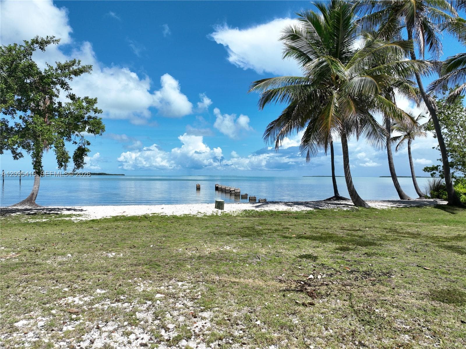 54 Sunset Rd, Key Largo FL 33037