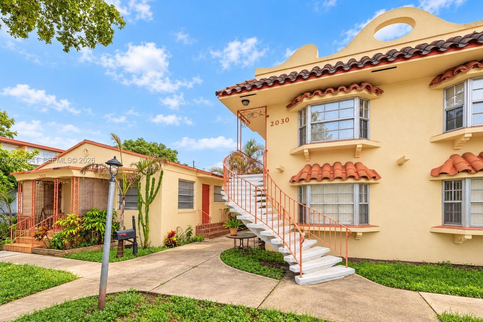 2028 Fillmore St, Hollywood FL 33020