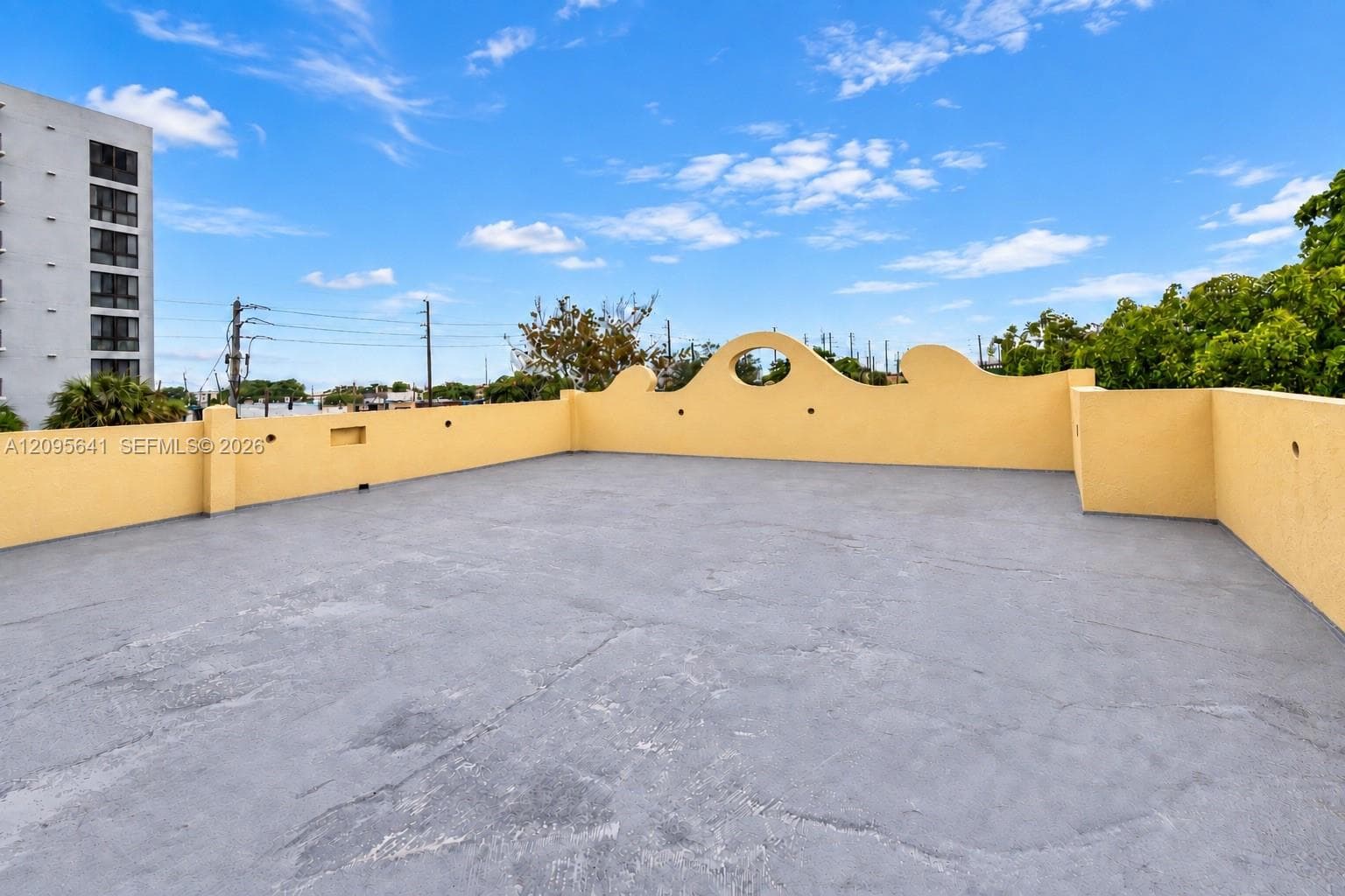 2028 Fillmore St, Hollywood FL 33020