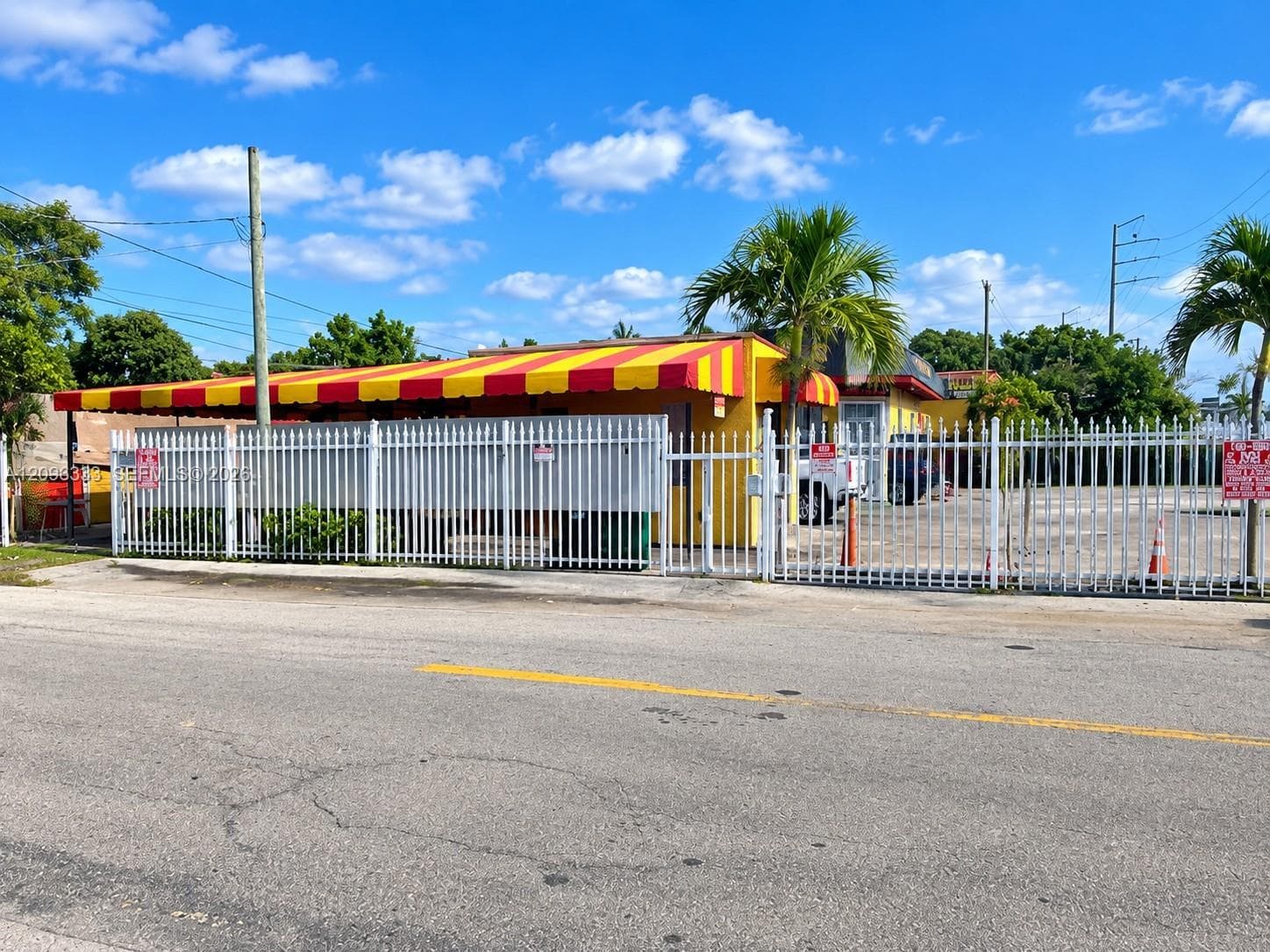 11700 NW 7th Ave, Miami FL 33168