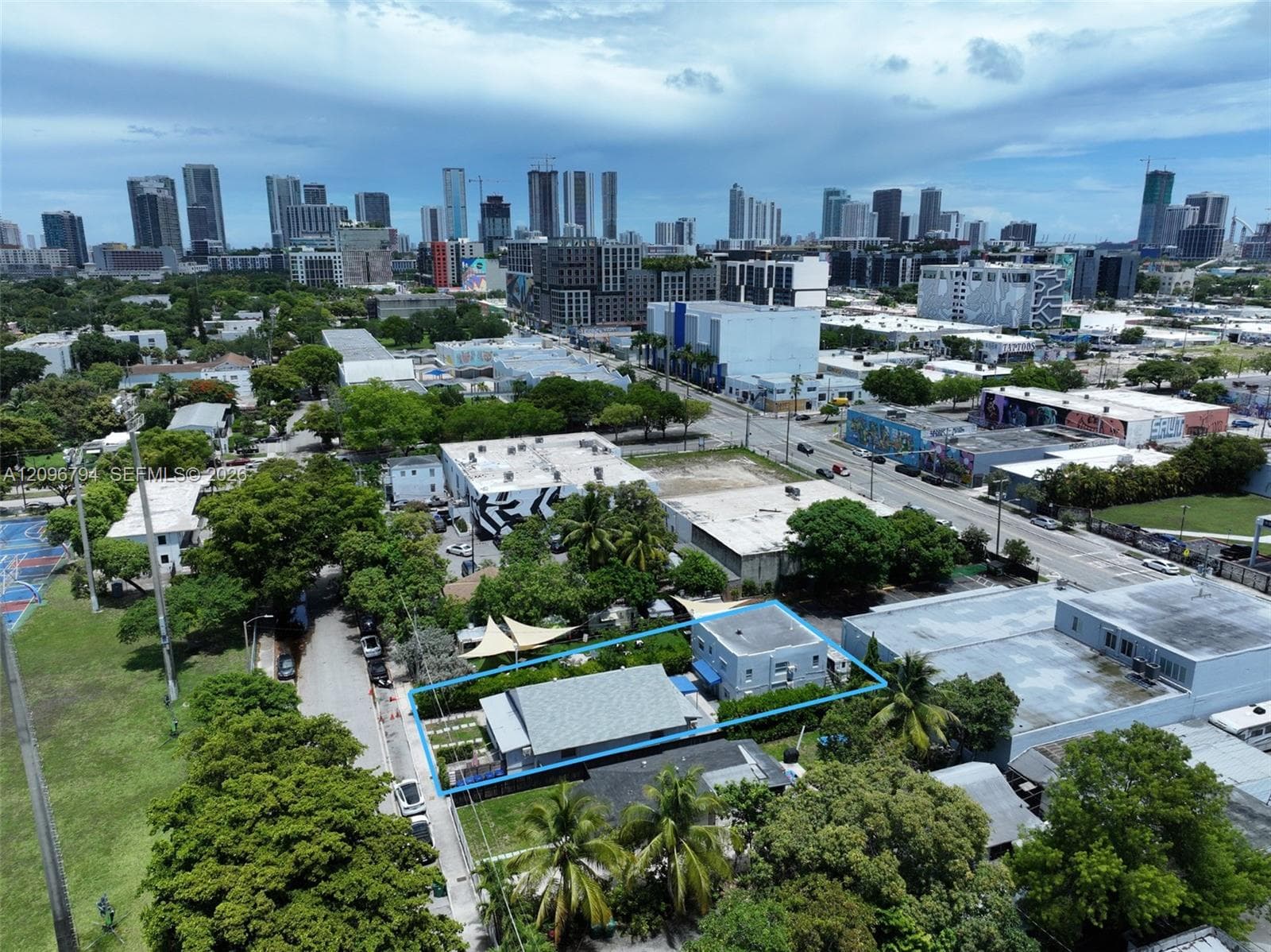 548 NW 30th St, Miami FL 33127