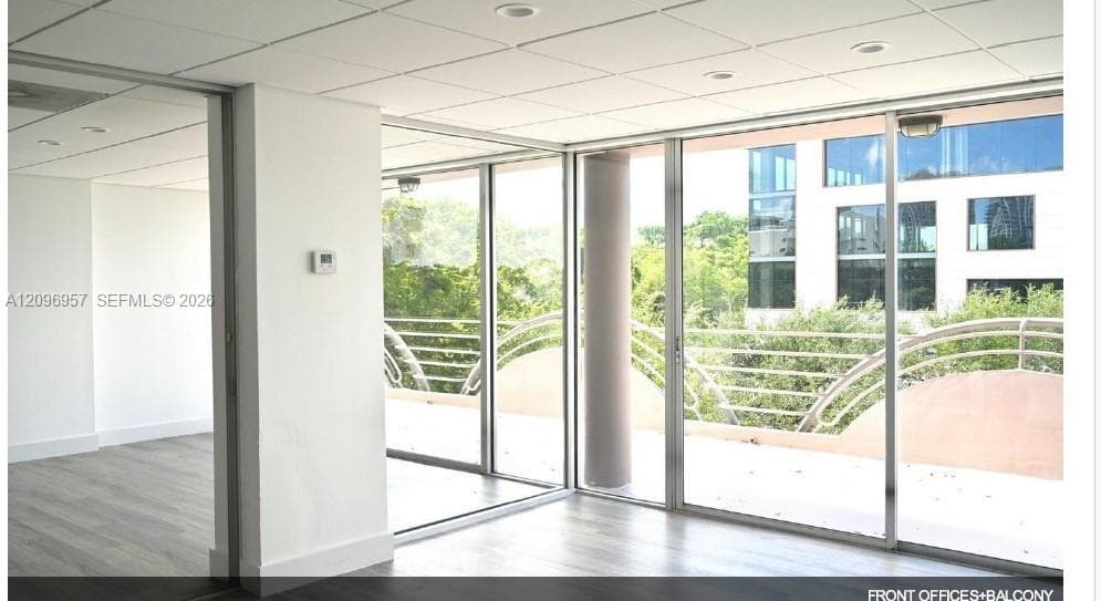 3121 Commodore Plz # 303, Miami FL 33133