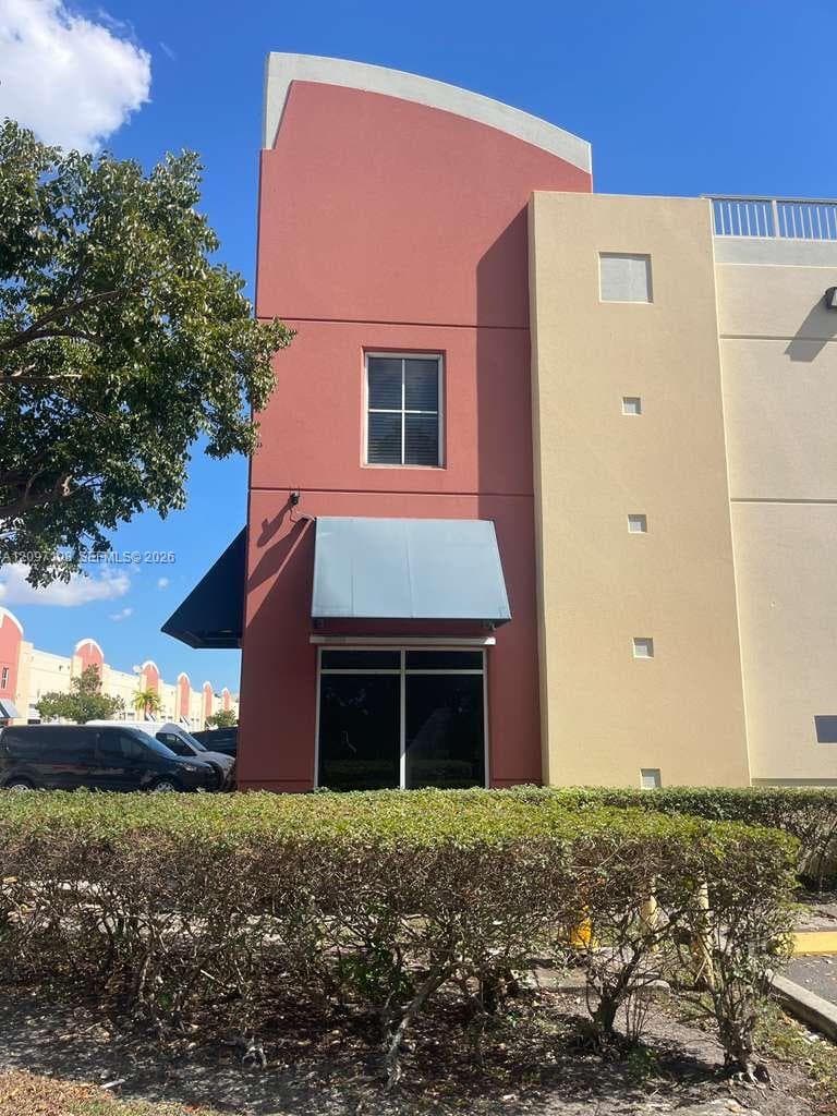 6020 NW 99th Ave # 315, Doral FL 33178
