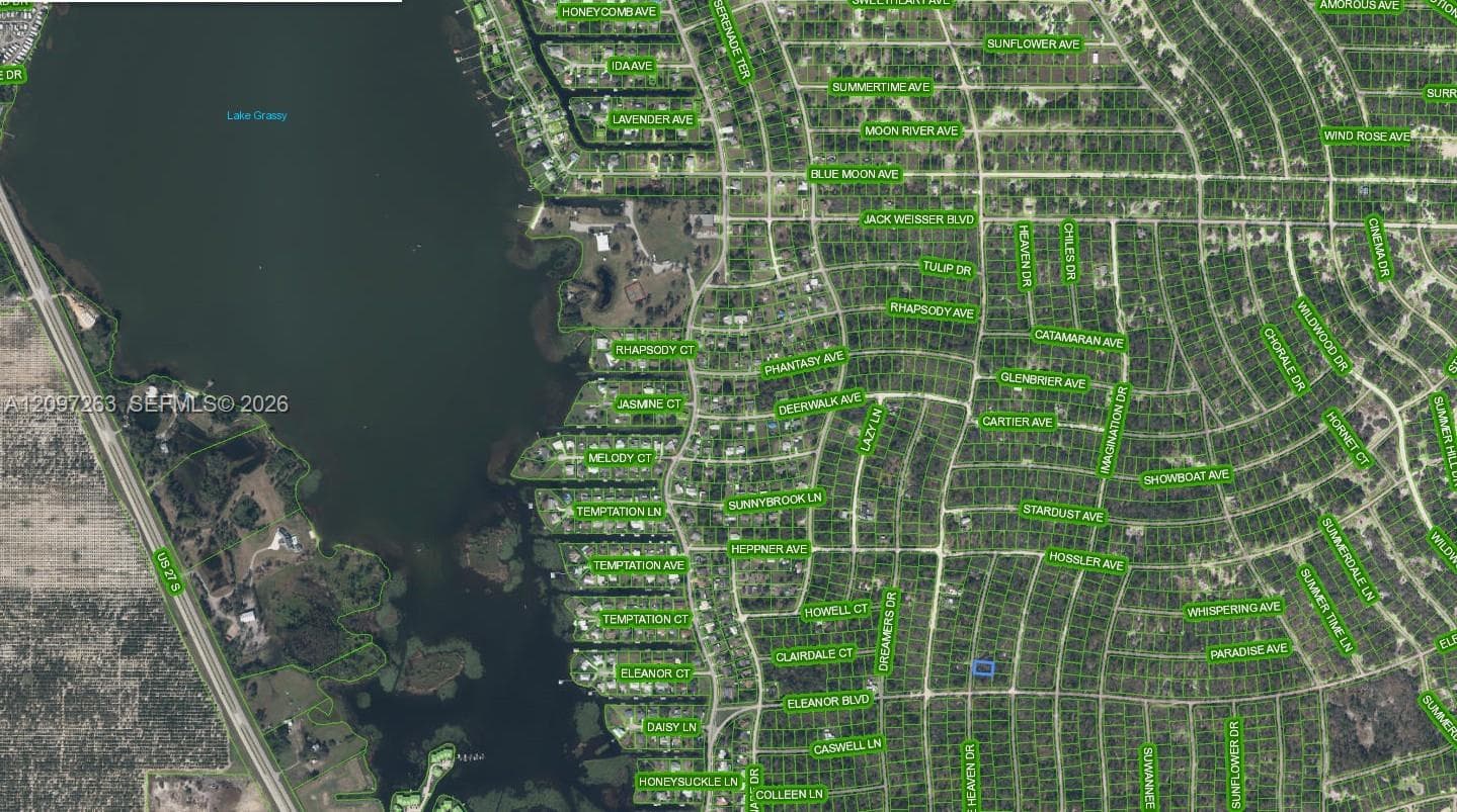 305 Blue Heaven Drive, Lake Placid FL 33852