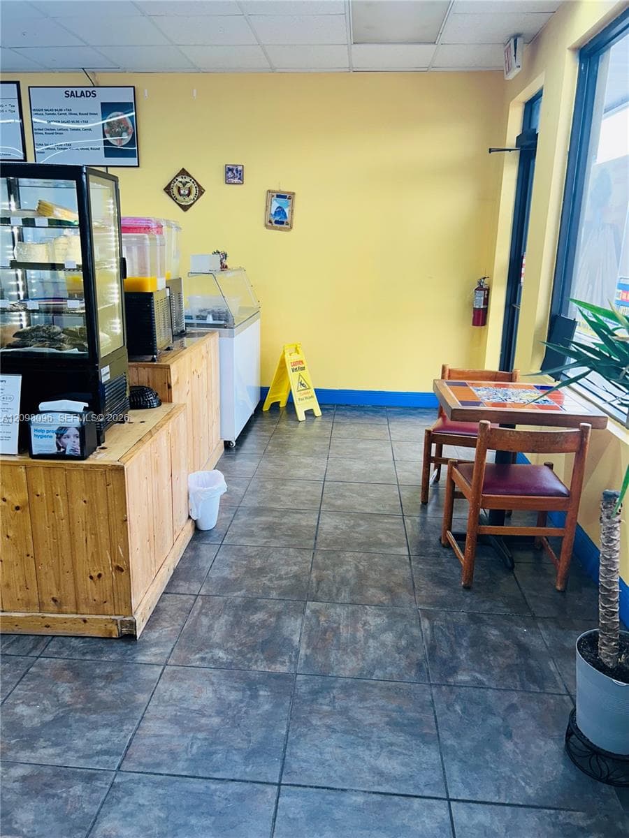 7026 W Hillsborough, Tampa FL 33634