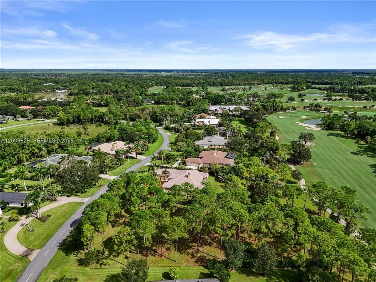 18883 SE Old Trail Dr W, Jupiter FL 33478