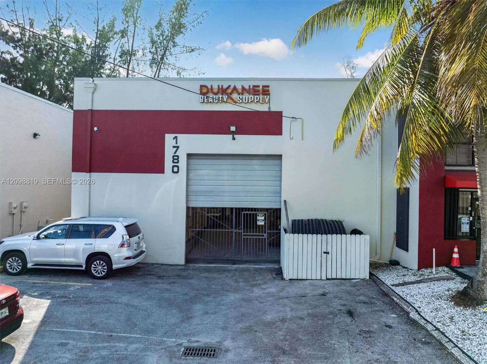 1780 NW 93rd Ave, Doral FL 33172
