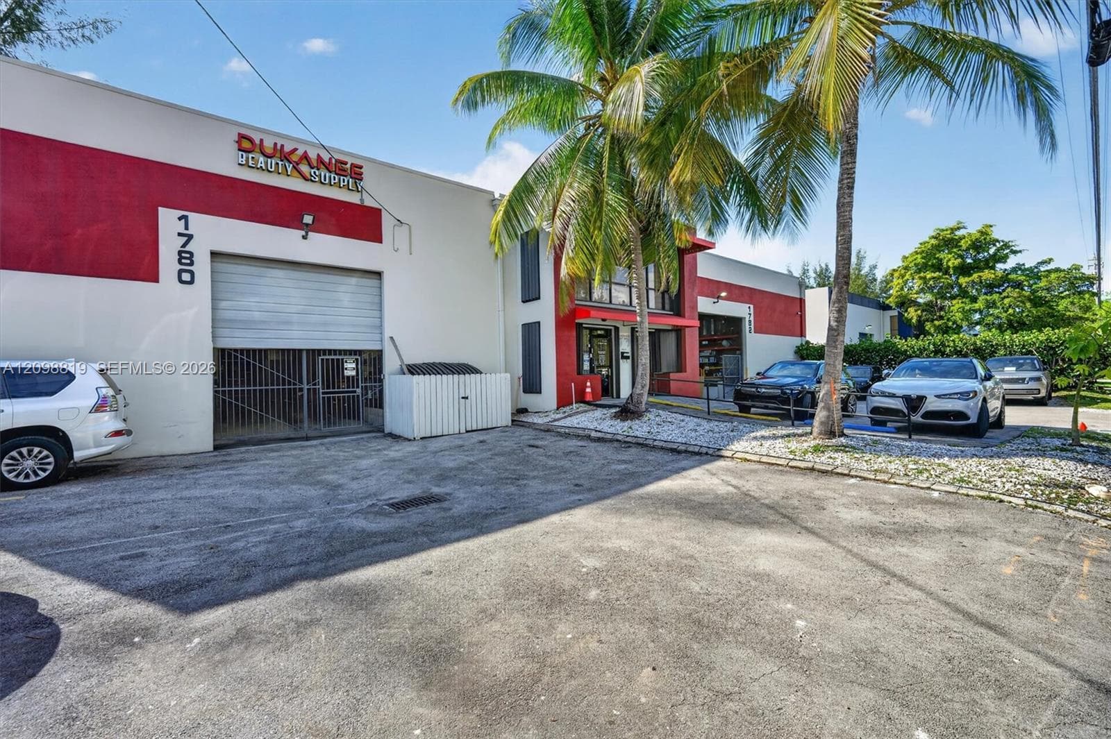 1780 NW 93rd Ave, Doral FL 33172